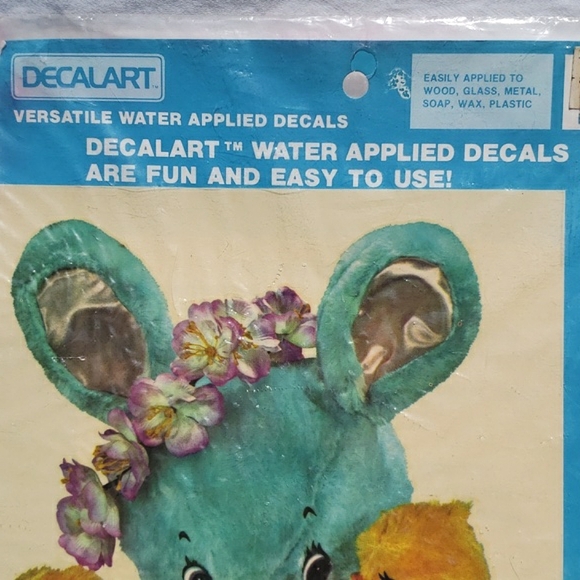 SOLD on M........Vintage 1981 decal 10" x 6.5" New, still sealed. Bunny rabbit - Picture 7 of 12